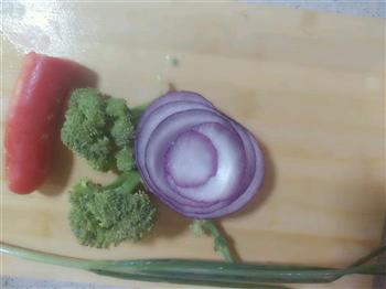 什锦蔬菜炒饭的做法步骤1
