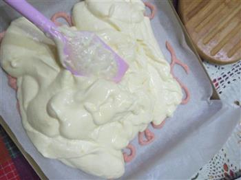 草莓奶油蛋糕卷的做法图解7
