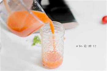原汁机食谱番茄胡萝卜橘子汁的做法图解8