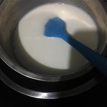炸脆皮炸牛奶的做法图解1