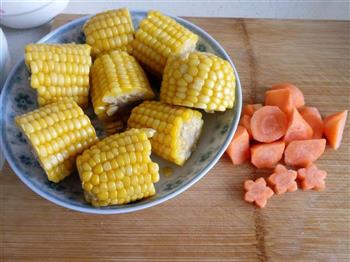 玉米海带排骨汤的做法步骤3