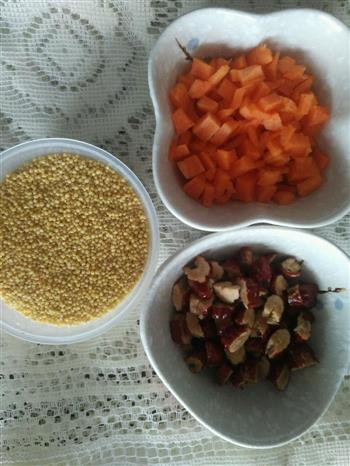 红枣胡萝卜小米粥的做法步骤1