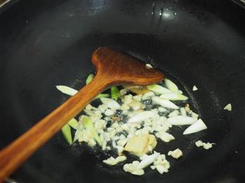 海鲜泡菜锅 的做法图解4