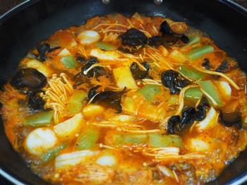 海鲜泡菜锅的做法步骤8