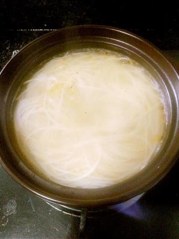 砂锅米线的做法步骤6