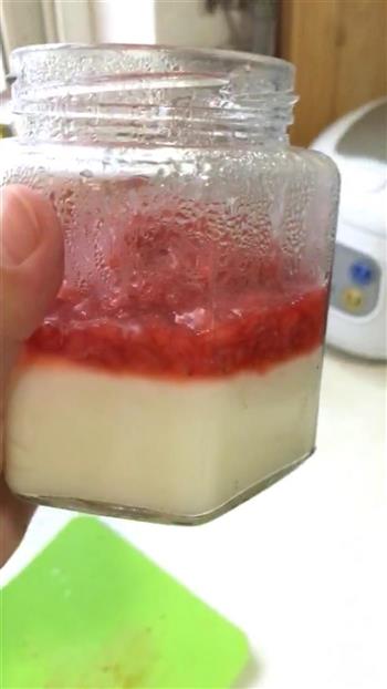牛奶草莓布丁的做法步骤5