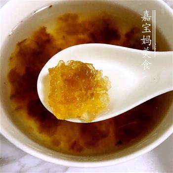 桃胶皂角米炖银耳的做法图解2