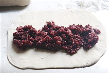 米面新煮意-紫糯米卷的做法步骤3
