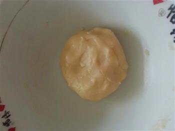 层层酥饼-紫薯莲蓉豆沙的三色美味的做法图解2