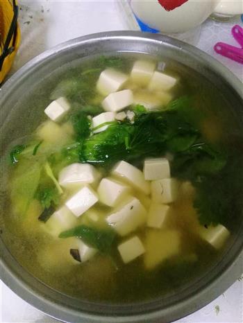 快手减脂青菜豆腐汤的做法步骤4