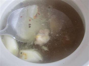 香菇母鸡汤的做法图解6
