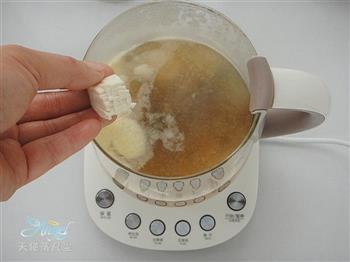 味噌海带豆腐汤的做法步骤8