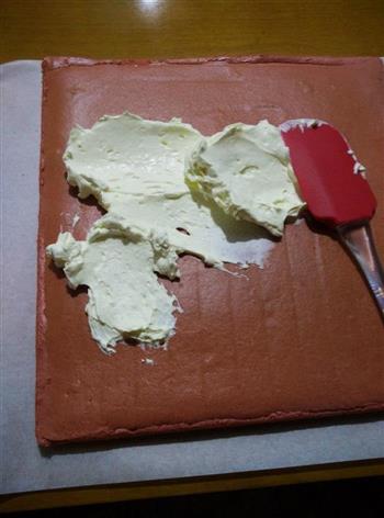 红丝绒蛋糕卷的做法步骤3