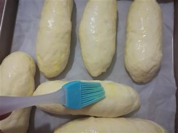 肉松沙拉面包的做法步骤10