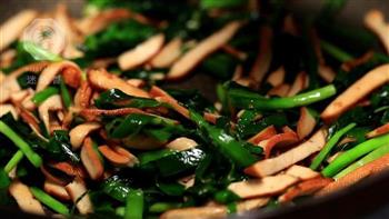 韭菜炒香干—迷迭香的做法步骤5