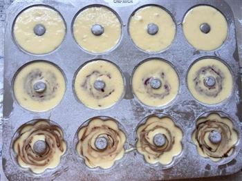 三味海绵甜甜圈的做法图解10