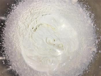 五彩水果奶油蛋糕卷的做法步骤8