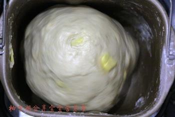 心形椰蓉面包的做法步骤4