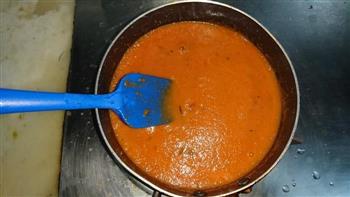 浓茄汁肉酱意大利通心粉的做法步骤3