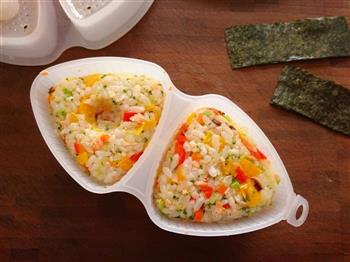 日式三文鱼彩蔬小饭团的做法步骤11