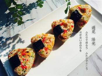 日式三文鱼彩蔬小饭团的做法步骤13
