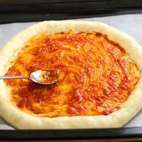 嵌入式烤箱食谱-芝心培根虾仁披萨的做法步骤8