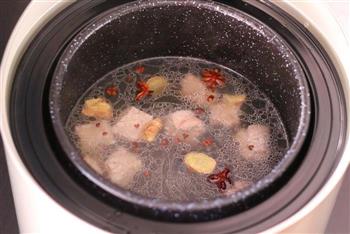 莲藕排骨汤的做法步骤6