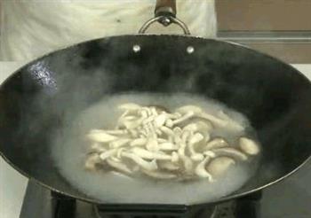 素炒杂菇的做法步骤2