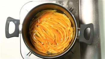 糖渍橙皮—迷迭香的做法图解3