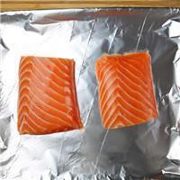 嵌入式烤箱食谱-原味香烤三文鱼的做法步骤2