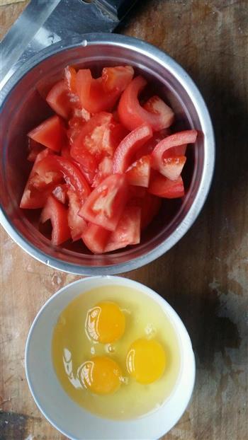 西红柿鸡蛋菠菜面的做法步骤11