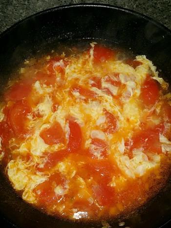 西红柿鸡蛋菠菜面的做法步骤15
