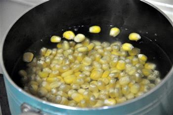 松仁玉米的做法步骤3