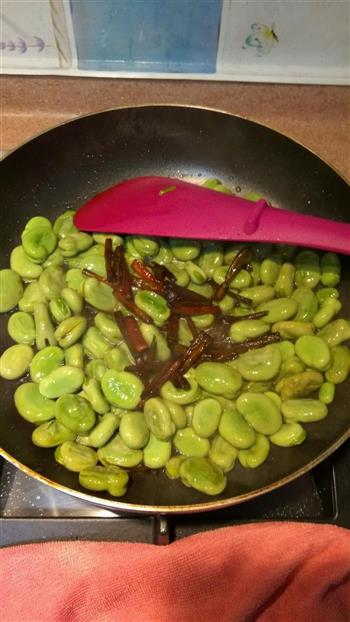 葱油蚕豆的做法步骤6