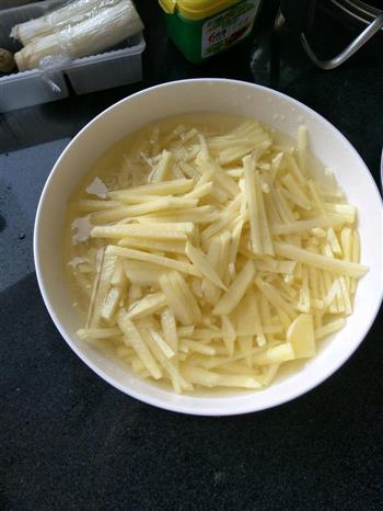 土豆丝炒肉片的做法步骤1