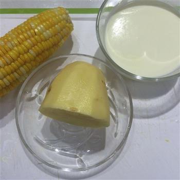 奶香玉米浓汤的做法步骤1