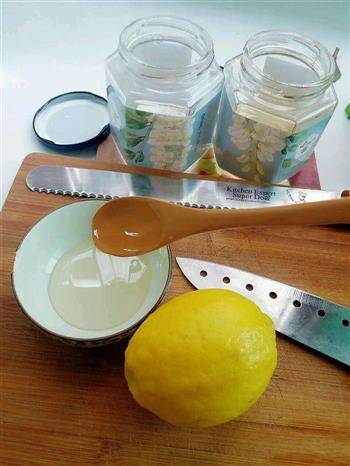 自制柠檬蜂蜜水的做法步骤2