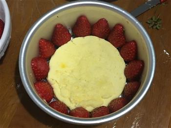 西式草莓慕斯蛋糕的做法步骤10