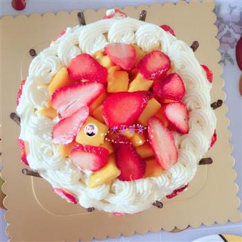 水果奶油生日蛋糕的做法步骤6
