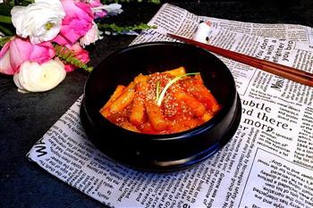 韩式辣白菜炒年糕的做法步骤10