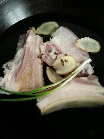 四川回锅肉的做法步骤2