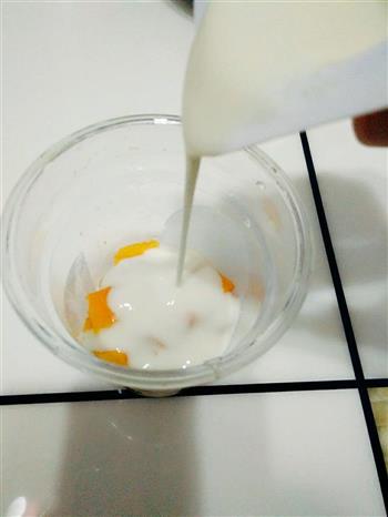芒果沙拉-芒果酸奶杯的做法图解5