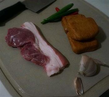 香干炒肉片的做法步骤1