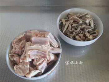 内蒙古羊排羊杂汤的做法步骤1