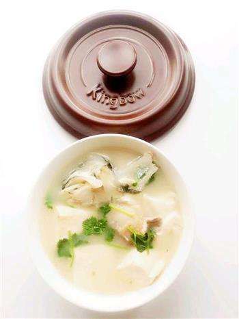 砂锅鱼头豆腐汤的做法图解7