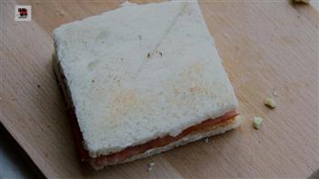 快手早餐-牛油果培根三明治的做法步骤18