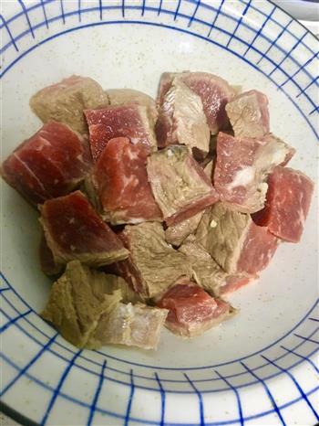 香辣卤牛肉的做法步骤1