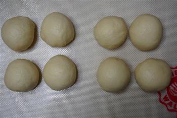 红豆芝士面包的做法步骤10