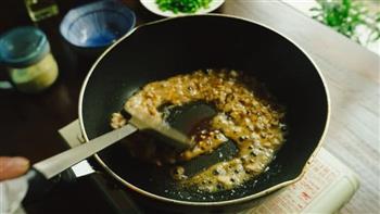 一道被称为下饭神器的菜-鸡米芽菜的做法步骤6