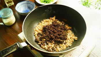 一道被称为下饭神器的菜-鸡米芽菜的做法步骤7